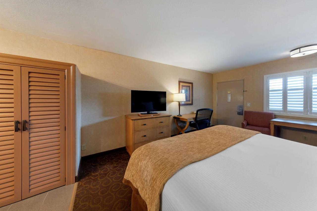 Best Western Plus Pavilions Anaheim Exterior foto