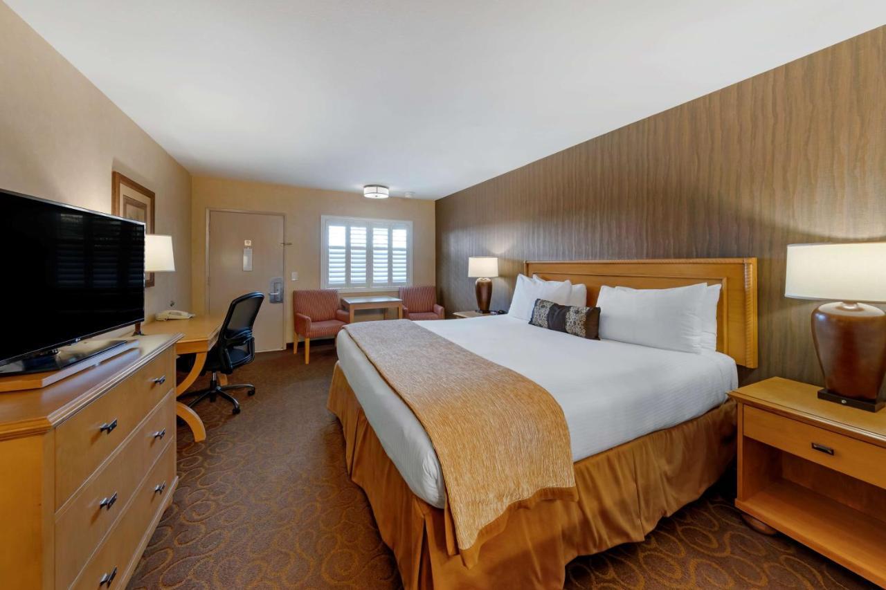 Best Western Plus Pavilions Anaheim Exterior foto