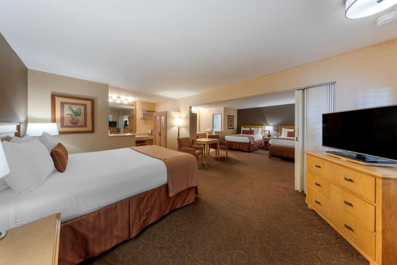 Best Western Plus Pavilions Anaheim Exterior foto