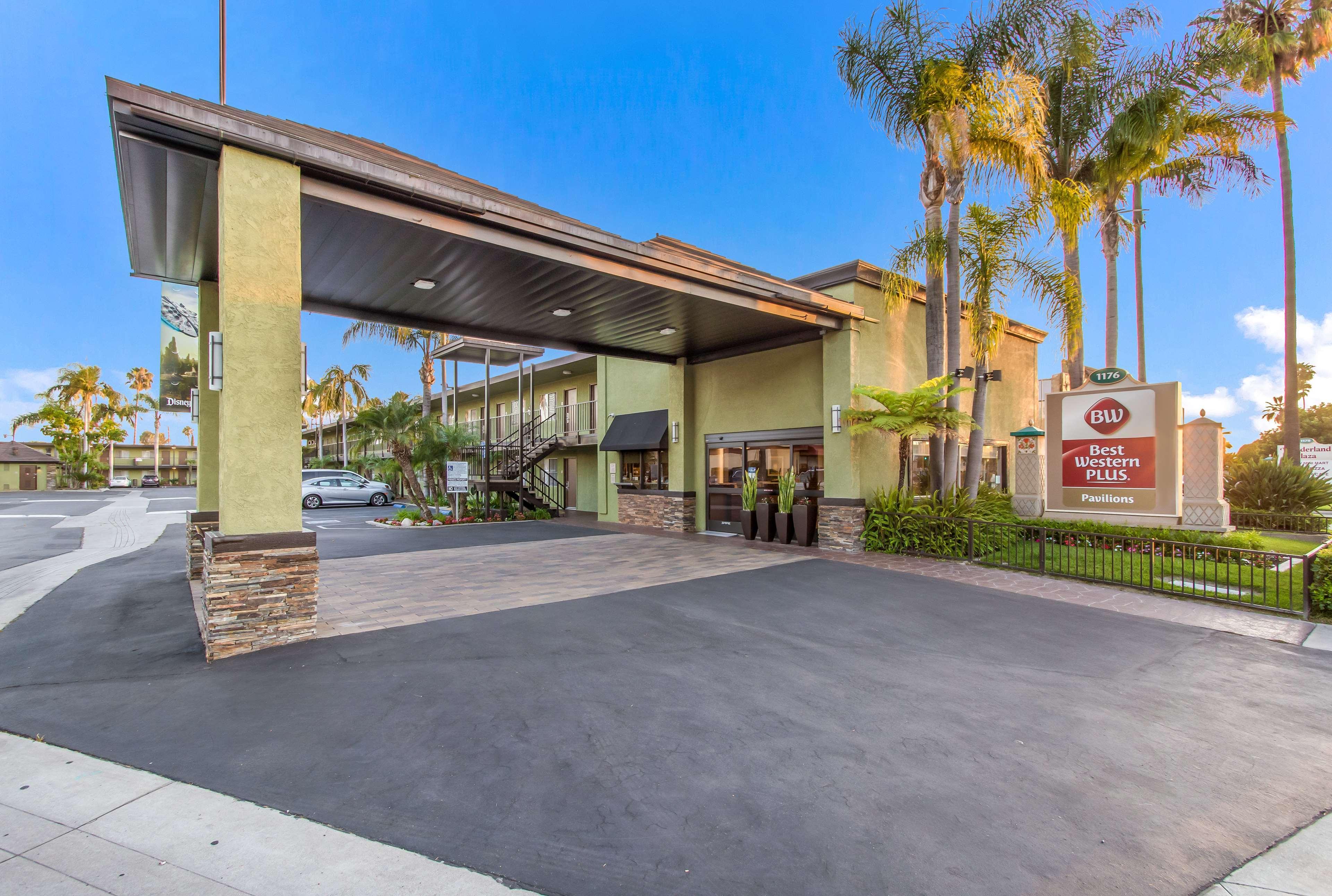 Best Western Plus Pavilions Anaheim Exterior foto